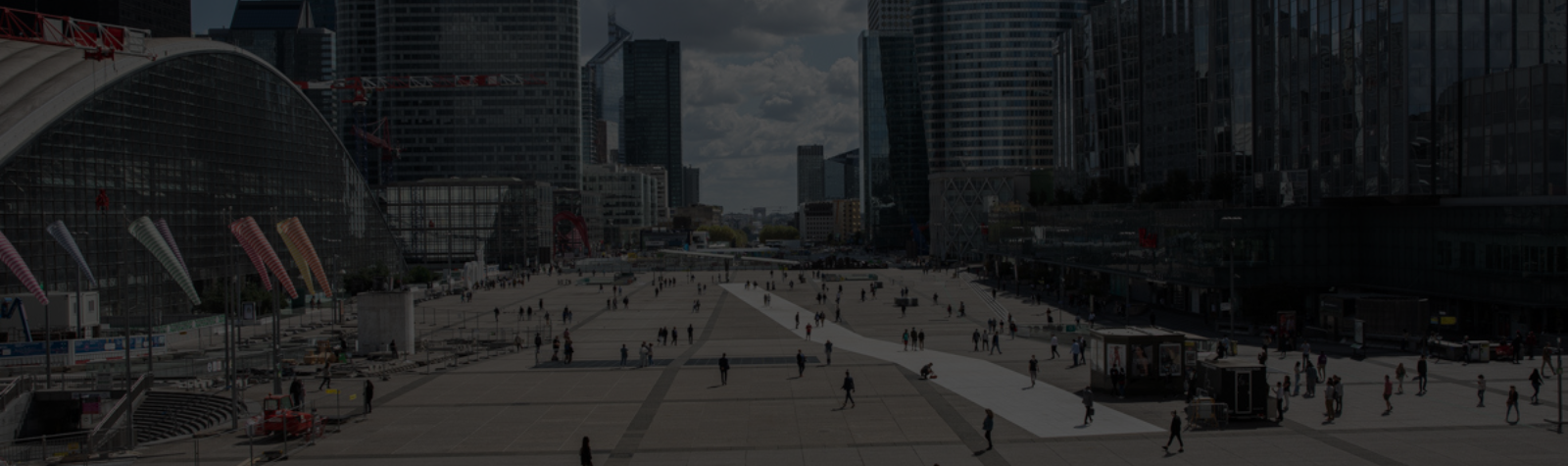 Paris la Défense lance un appel d&rsquo;offres pour engager la transformation du parvis
